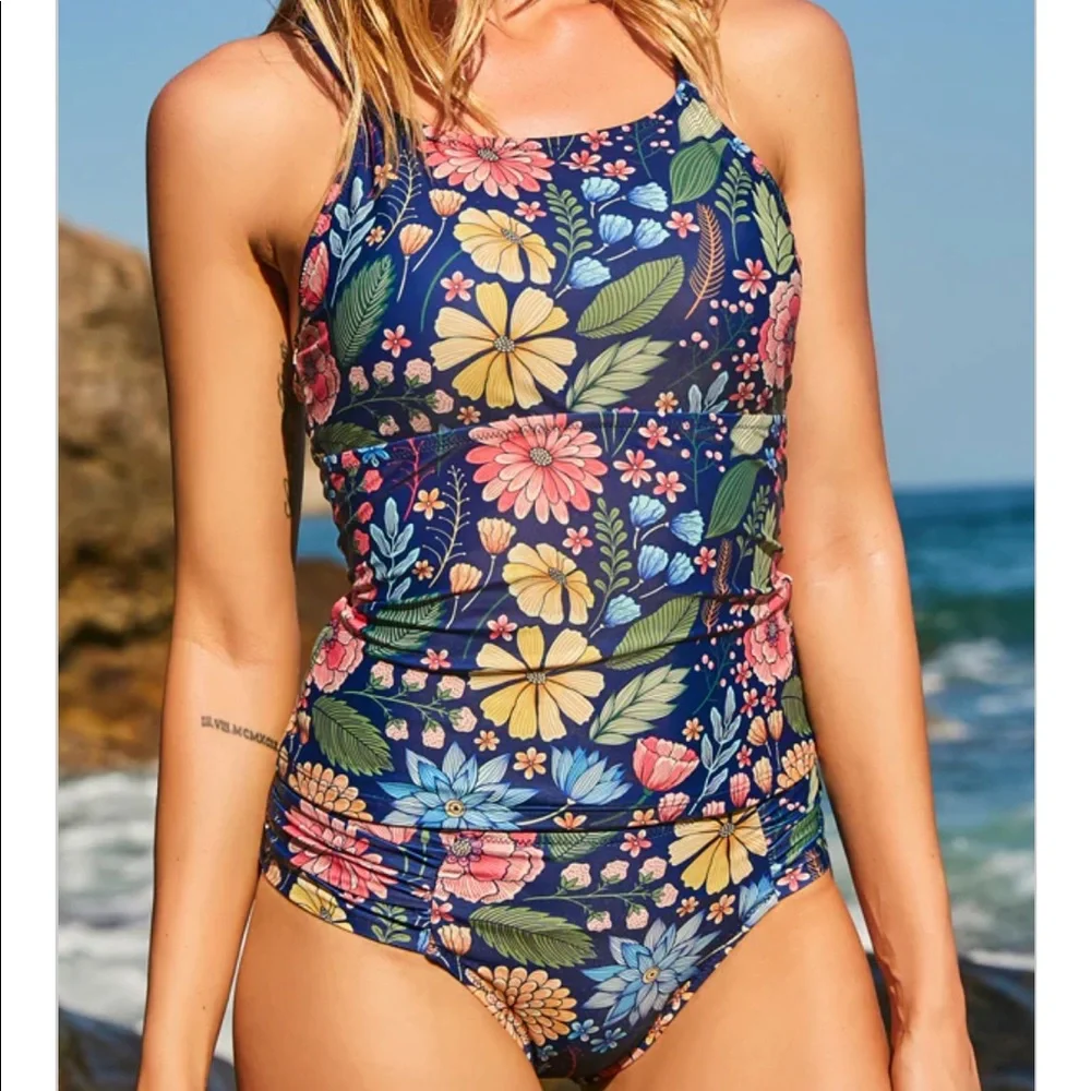 Tankini - Picture 1 of 2